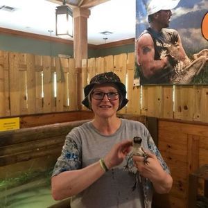 Meet your Posher, Lori